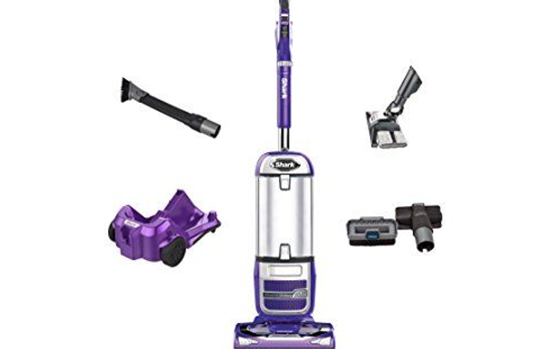 The Shark nv586 Vacuum Cleaner for Carpet/ Hardwood floors: Is it Worth Buying?